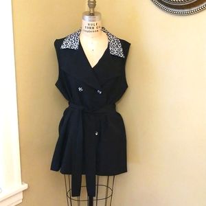 NY Invasion sleeveless top Size 18